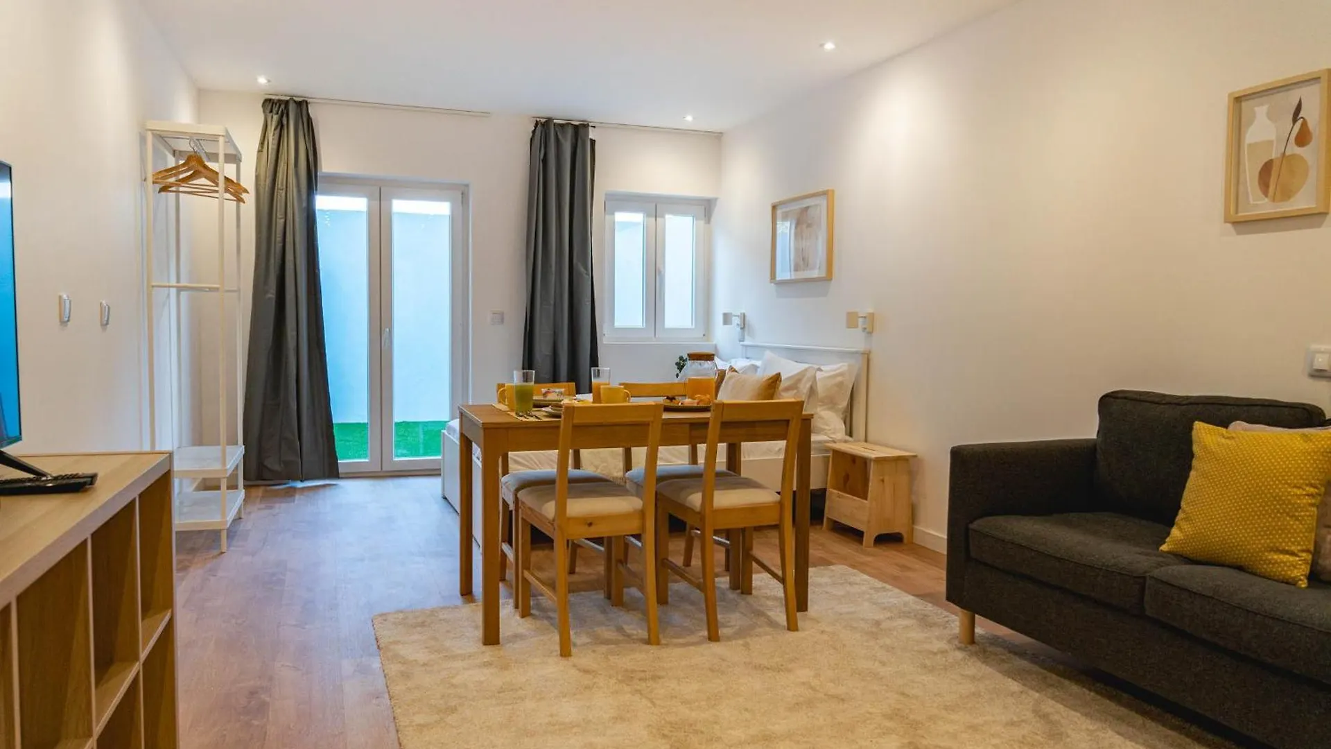 Blue Charm - Campolide Apartments Lisboa 0*,  Πορτογαλία