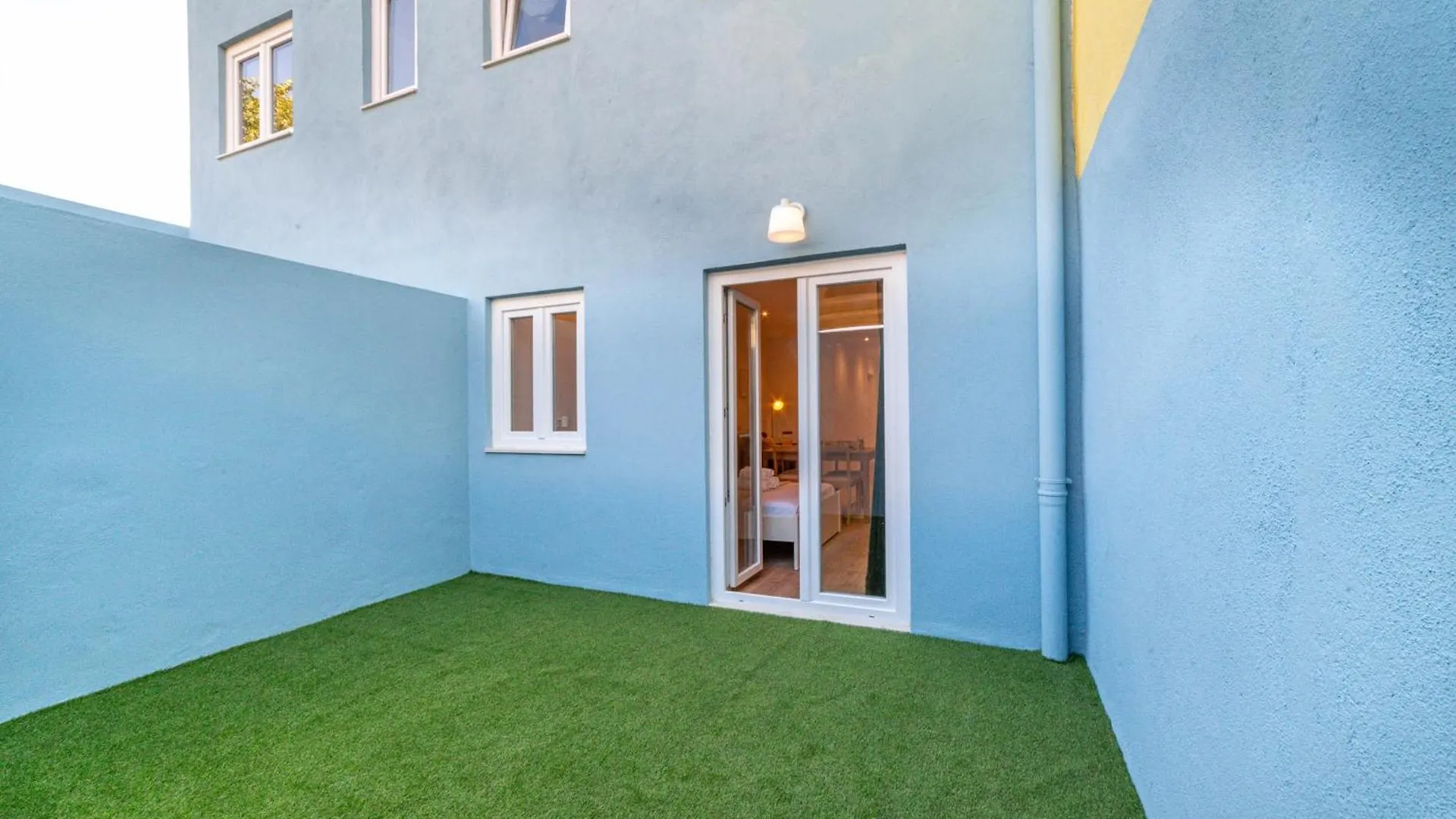 Blue Charm - Campolide Apartments Lisboa 0*,