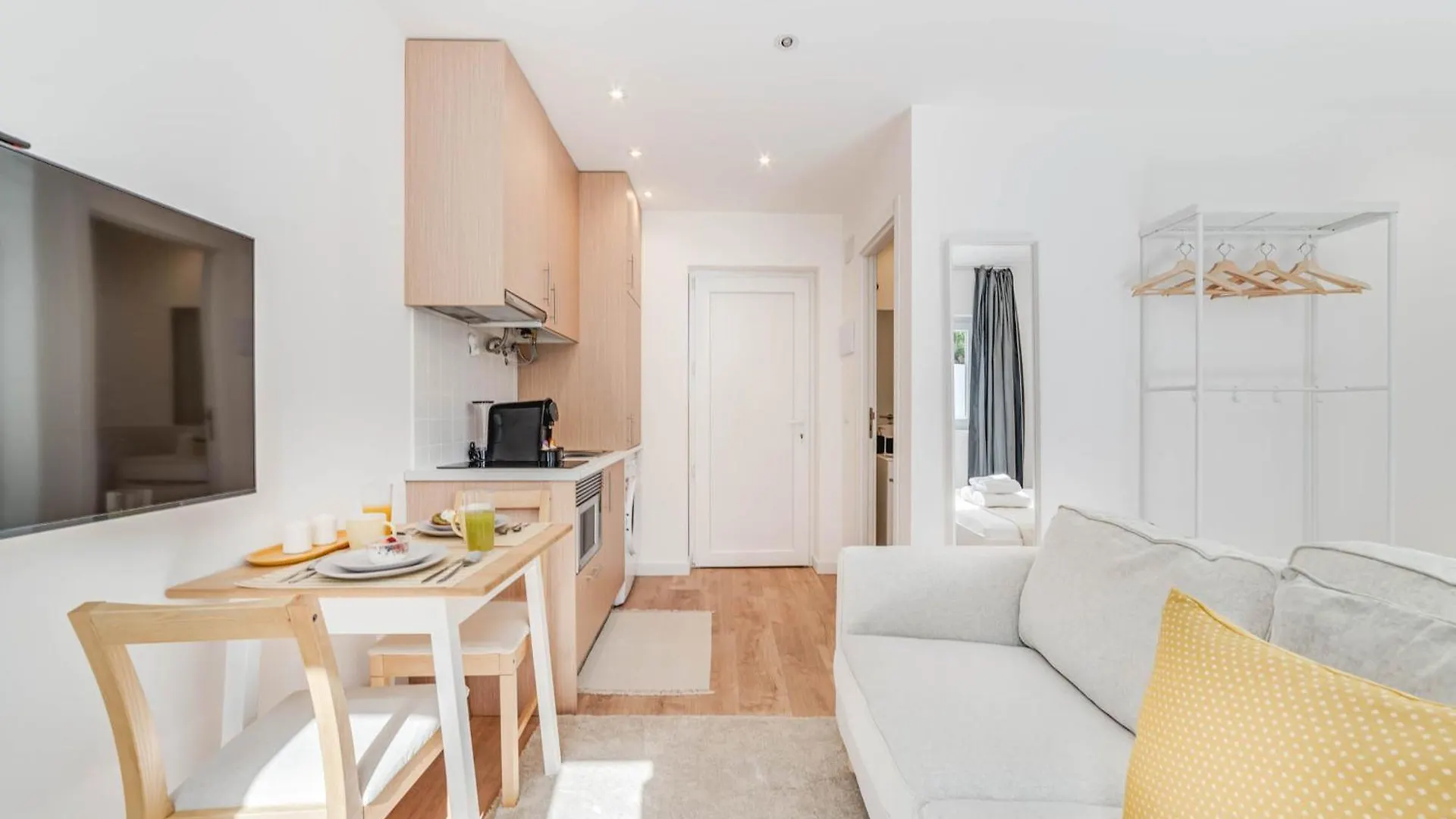 Blue Charm - Campolide Apartments Lisboa
